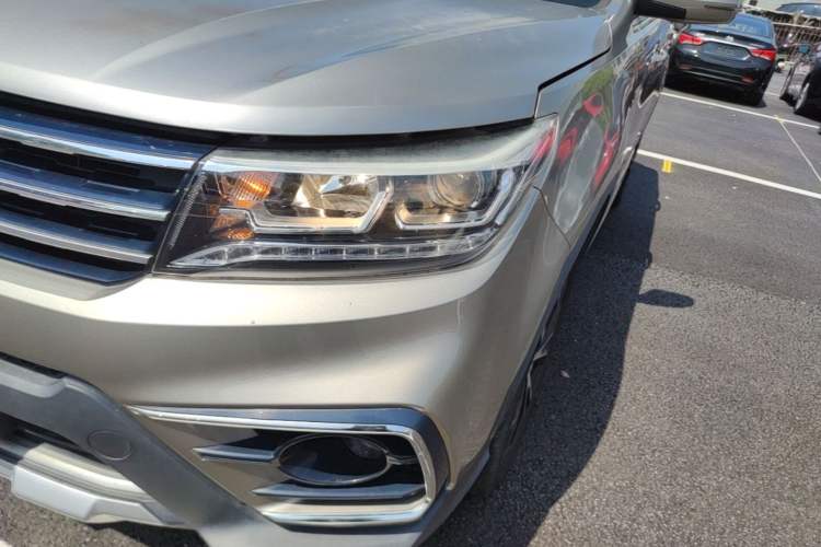 Used FORTHING Joyear X5 2017 Jingxiang Series 1.5T Manual Luxury Model Left Front Headlight