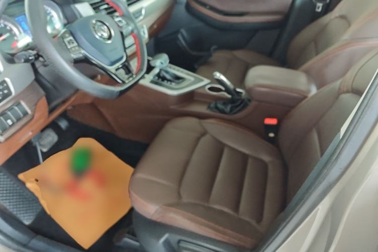 Used FORTHING Joyear X5 2017 1.6L CVT Luxury Model Left Front Seat
