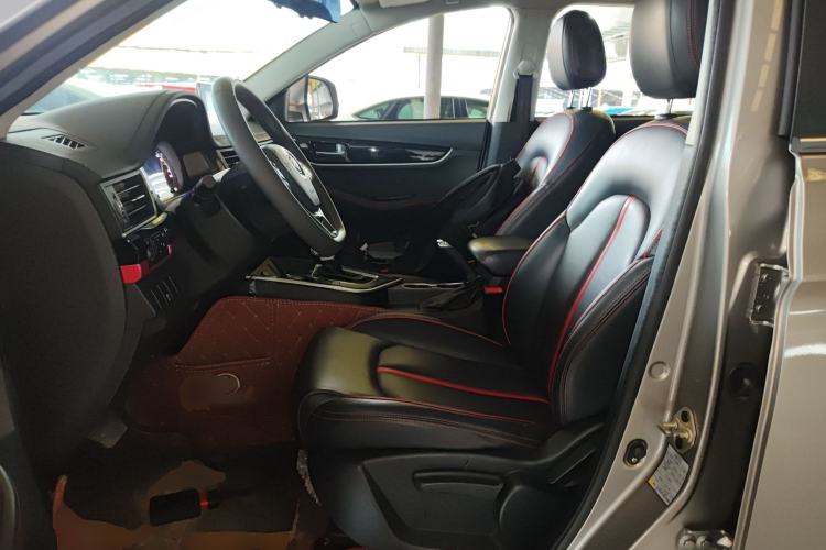 Used FORTHING Joyear X5 2017 Enjoy Series 1.6L CVT Luxury Model Left Front Seat