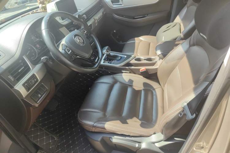 Used FORTHING Joyear X5 2017 Jingxiang Series 1.5T CVT Luxury Model Left Front Seat