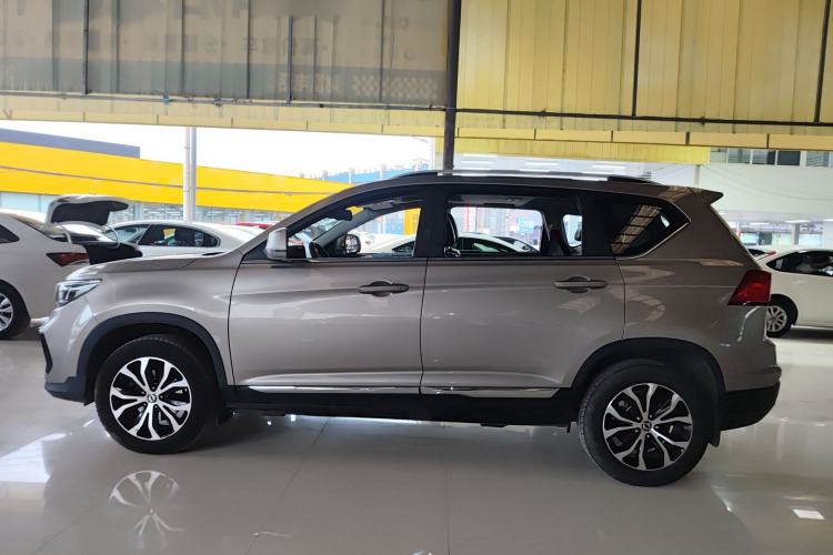 Used FORTHING Joyear X5 2017 Enjoy Series 1.6L CVT Luxury Model Left Side