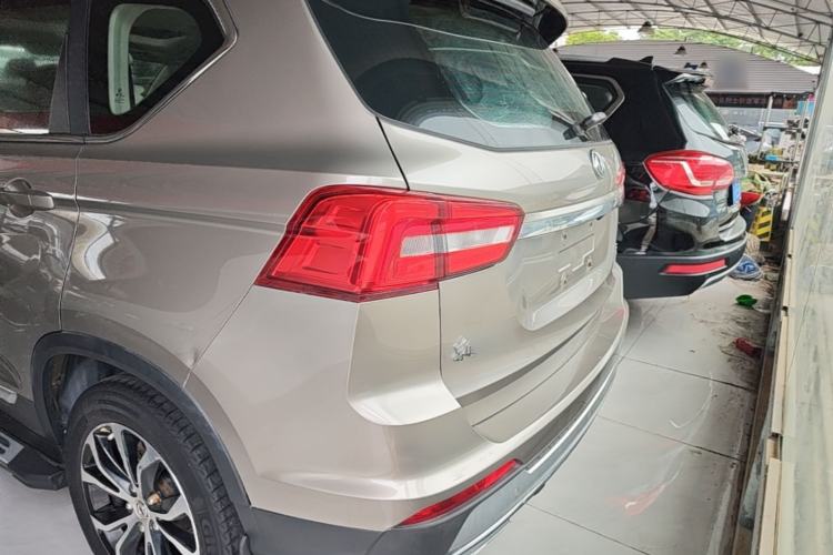Used FORTHING Joyear X5 2017 1.6L CVT Luxury Model Rear
