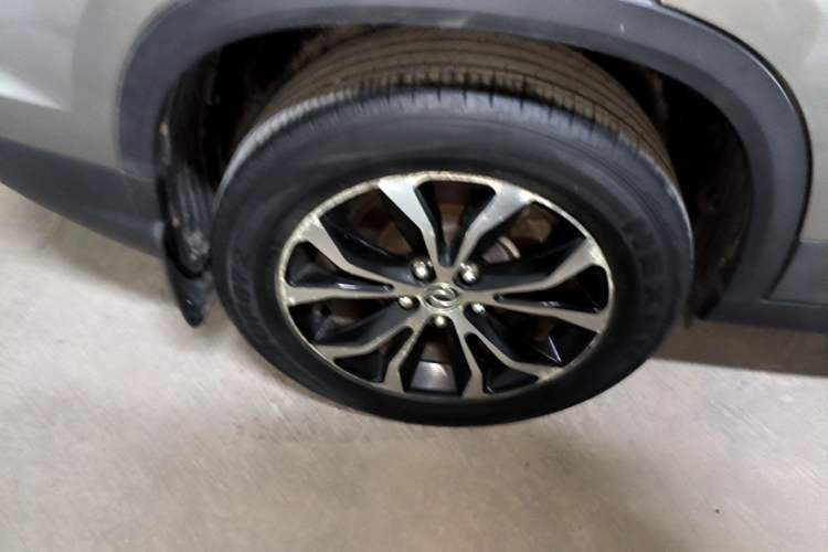 Used FORTHING Joyear X5 2017 1.6L Manual Luxury Model Right Rear Wheel Hub