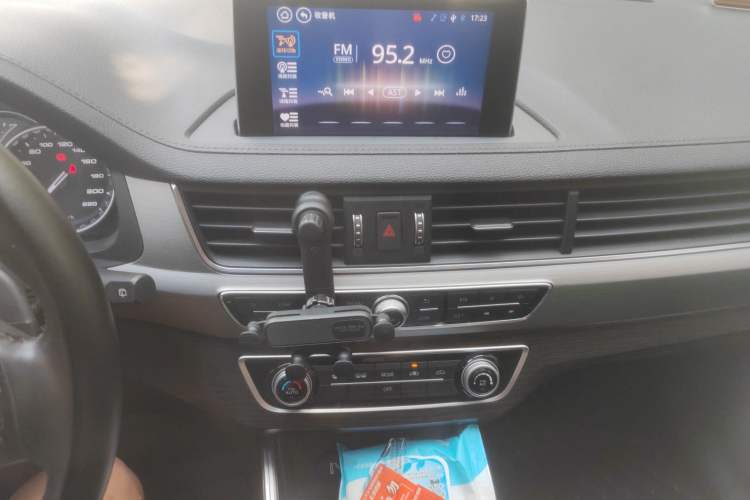 Used FORTHING Joyear X5 2017 Jingxiang Series 1.5T CVT Luxury Model Audio And AC Panel