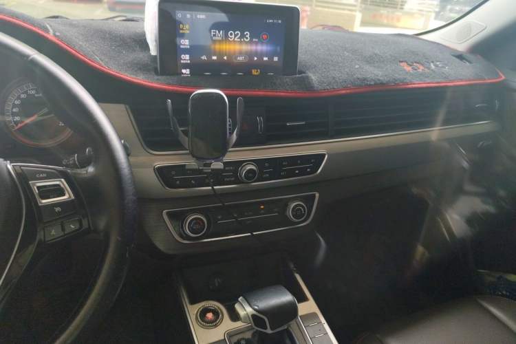 Used FORTHING Joyear X5 2017 1.6L CVT Luxury Model Audio And AC Panel