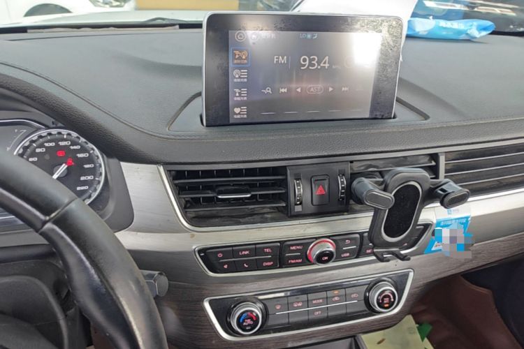 Used FORTHING Joyear X5 2017 Jingxiang Series 1.5T Manual Luxury Model Audio And AC Panel