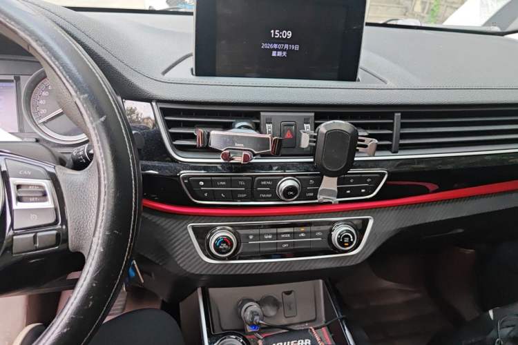 Used FORTHING Joyear X5 2017 Enjoy Series 1.6L CVT Luxury Model Audio And AC Panel