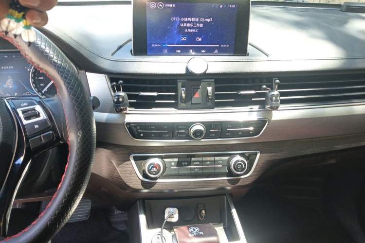 Used FORTHING Joyear X5 2017 Jingxiang Series 1.5T CVT Luxury Model Audio And AC Panel