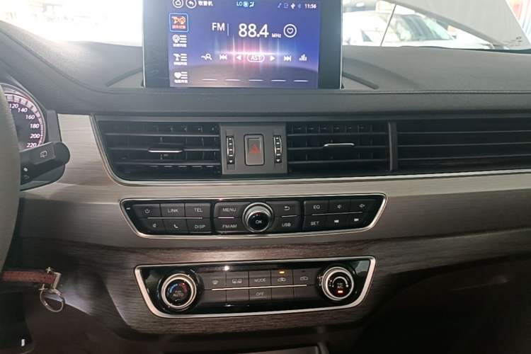 Used FORTHING Joyear X5 2017 1.6L Manual Luxury Model Audio And AC Panel