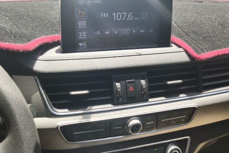 Used FORTHING Joyear X5 2017 1.6L Manual Luxury Model Audio And AC Panel