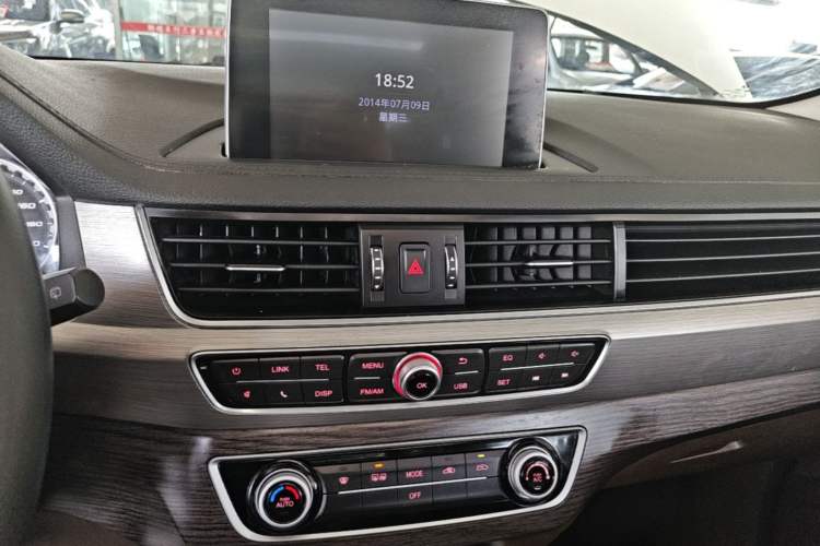 Used FORTHING Joyear X5 2017 Jingxiang Series 1.5T Manual Luxury Model Audio And AC Panel