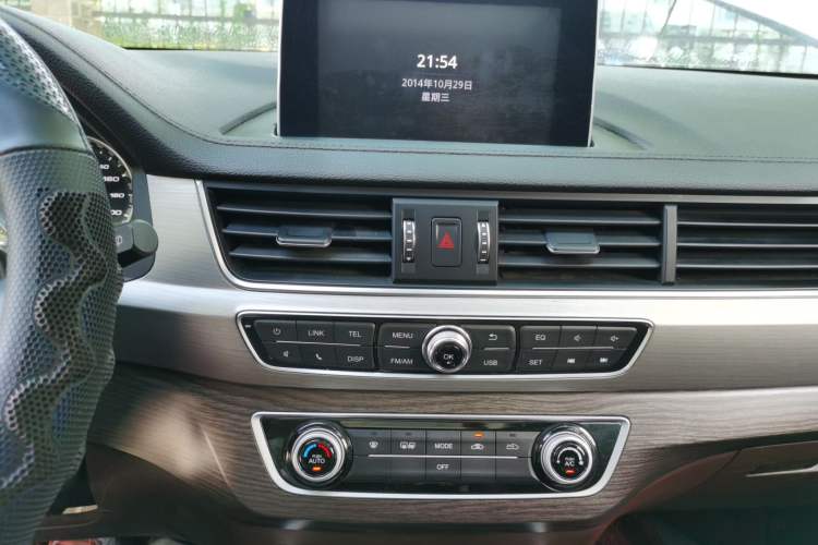 Used FORTHING Joyear X5 2017 Jingxiang Series 1.5T Manual Luxury Model Audio And AC Panel