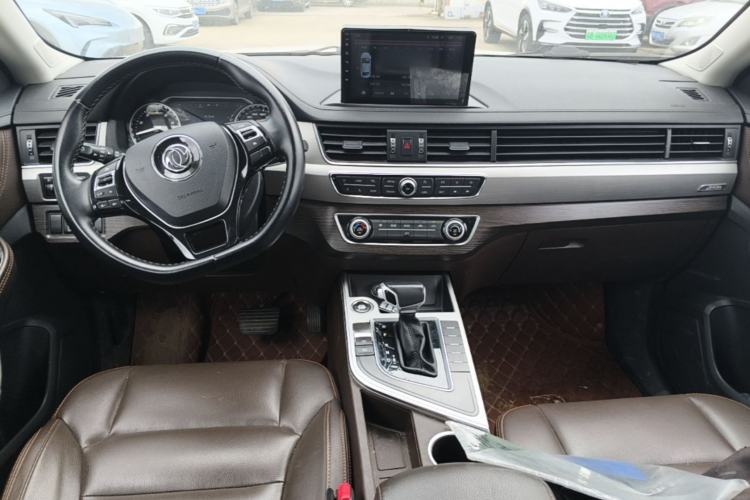 Used FORTHING Joyear X5 2017 Jingxiang Series 1.5T CVT Luxury Model Center Console