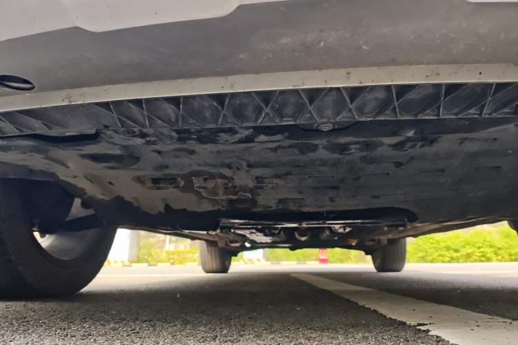 Used FORTHING Joyear X5 2017 Jingxiang Series 1.5T CVT Luxury Model Chassis Front