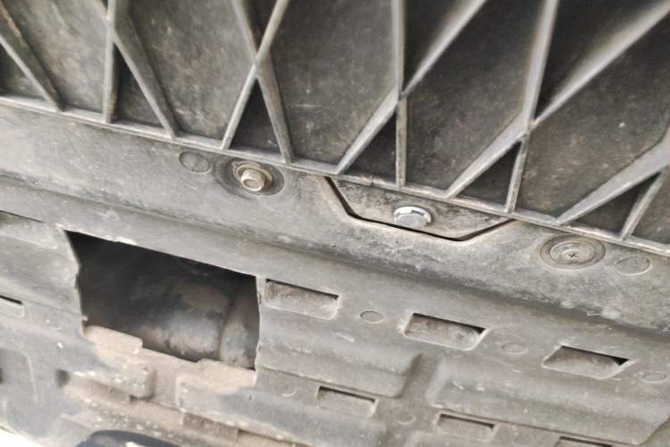 Used FORTHING Joyear X5 2017 Jingxiang Series 1.5T CVT Luxury Model Chassis Front