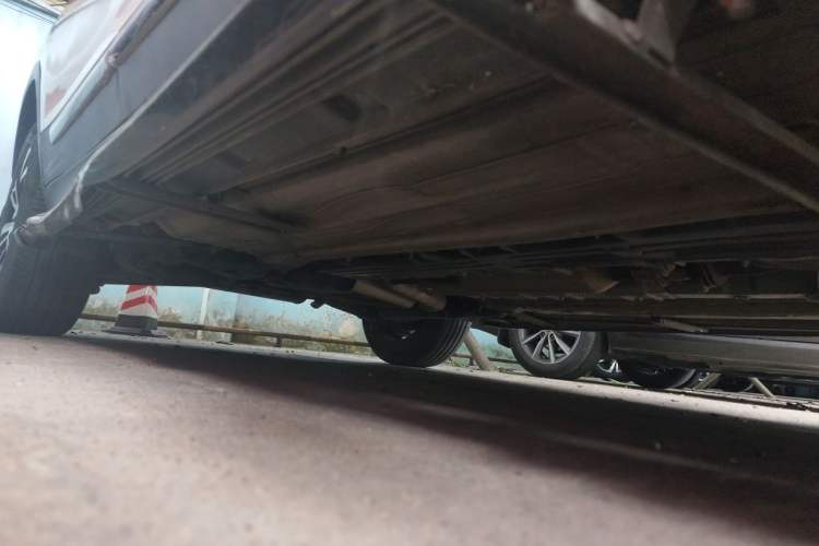 Used FORTHING Joyear X5 2017 1.6L CVT Luxury Model Chassis Front Right