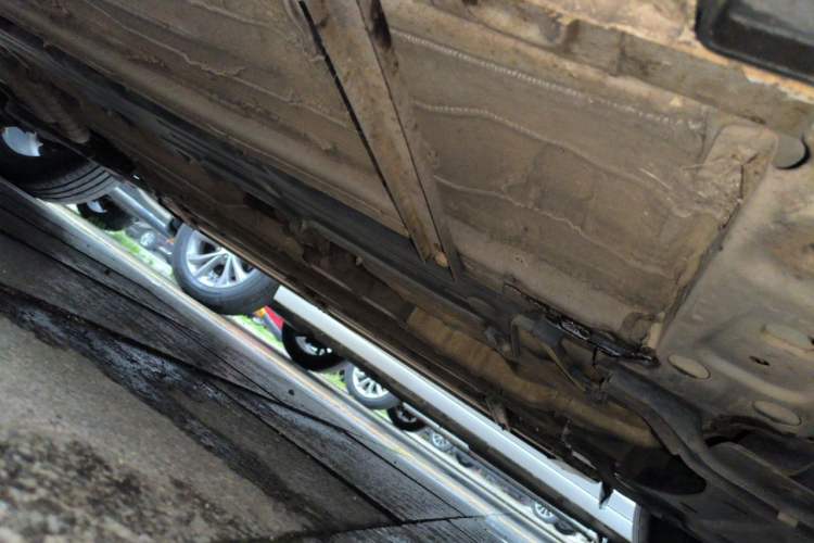 Used FORTHING Joyear X5 2017 Jingxiang Series 1.5T CVT Luxury Model Chassis Front Right