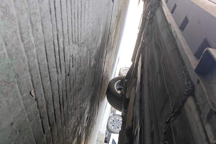 Used FORTHING Joyear X5  Chassis Front Right