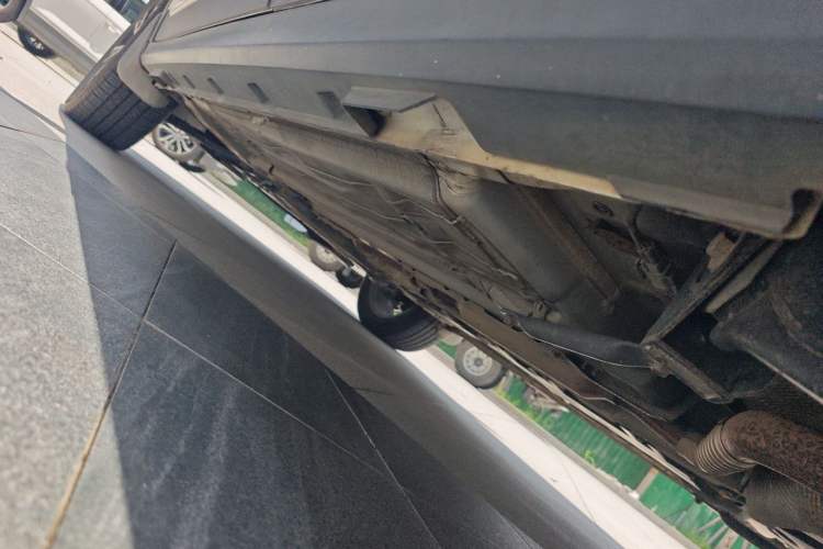 Used FORTHING Joyear X5 2017 Jingxiang Series 1.5T CVT Luxury Model Chassis Rear Left