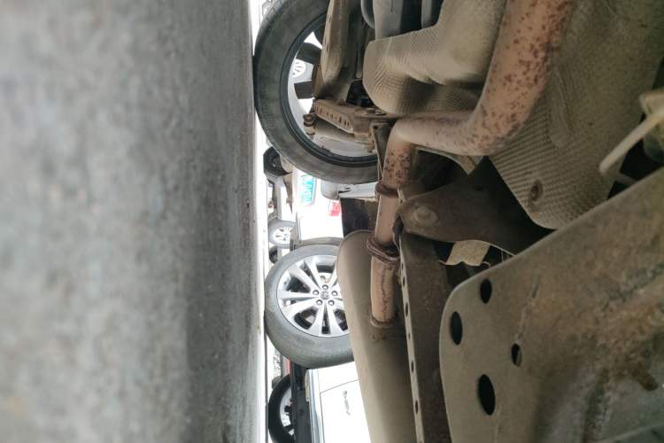 Used FORTHING Joyear X5 2017 Jingxiang Series 1.5T CVT Luxury Model Chassis Rear Left