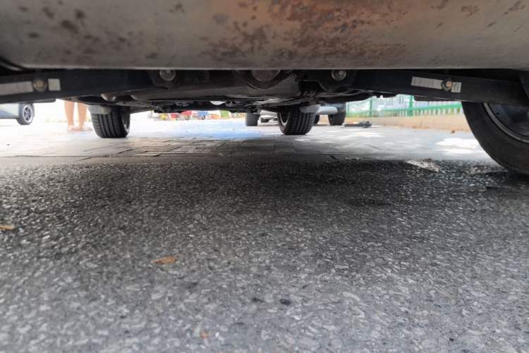 Used FORTHING Joyear X5 2017 Jingxiang Series 1.5T CVT Luxury Model Chassis Rear