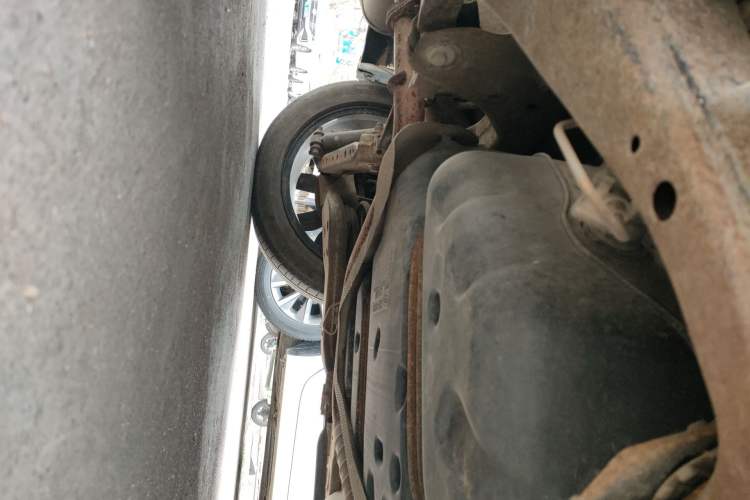 Used FORTHING Joyear X5 2017 Jingxiang Series 1.5T CVT Luxury Model Chassis Rear Right