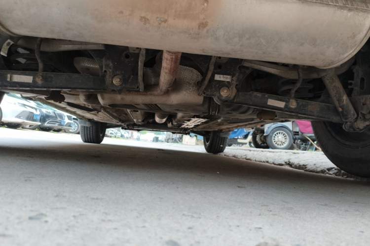 Used FORTHING Joyear X5 2017 1.6L CVT Luxury Model Chassis Rear