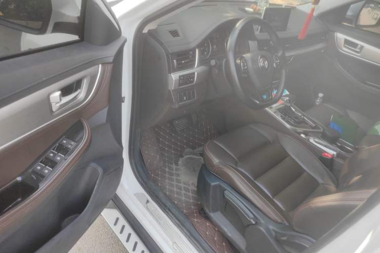 Used FORTHING Joyear X5 2017 Jingxiang Series 1.5T CVT Luxury Model Driver Seat