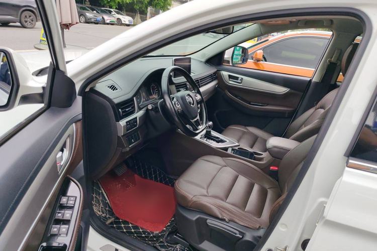 Used FORTHING Joyear X5 2017 Jingxiang Series 1.5T CVT Luxury Model Driver Seat