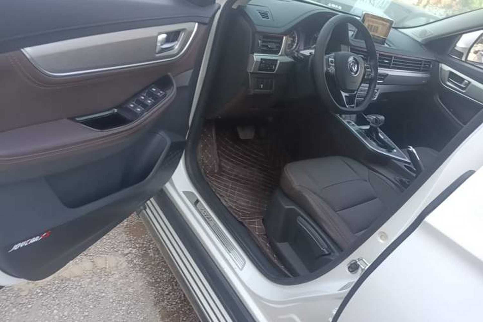 Used FORTHING Joyear X5 2017 1.6L CVT Luxury Model Driver Seat