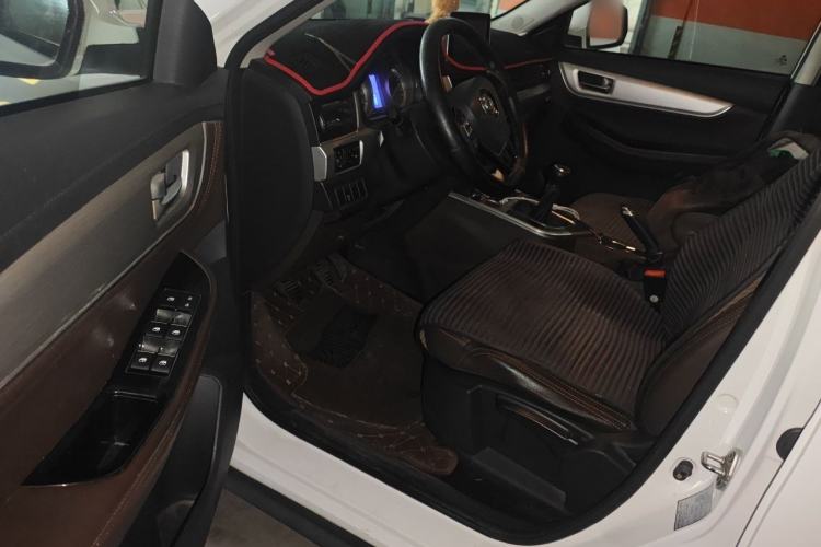 Used FORTHING Joyear X5 2017 1.6L Manual Luxury Model Driver Seat