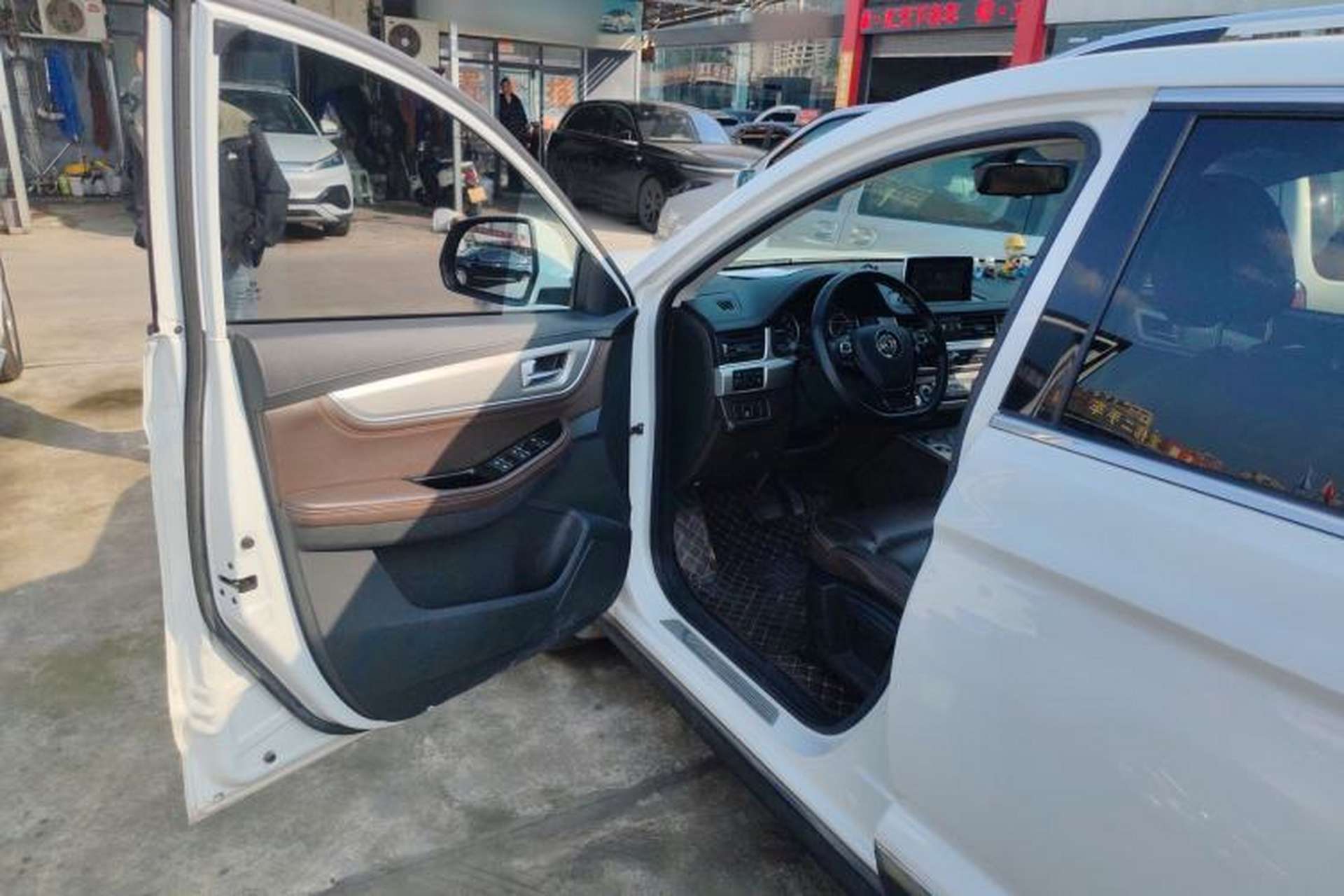 Used FORTHING Joyear X5 2017 Jingxiang Series 1.5T CVT Luxury Model Driver Seat
