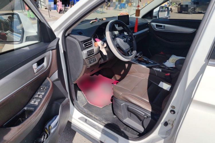 Used FORTHING Joyear X5 2017 Jingxiang Series 1.5T CVT Luxury Model Driver Seat