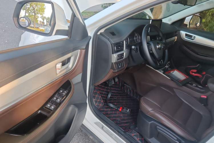 Used FORTHING Joyear X5 2017 Jingxiang Series 1.5T CVT Luxury Model Driver Seat