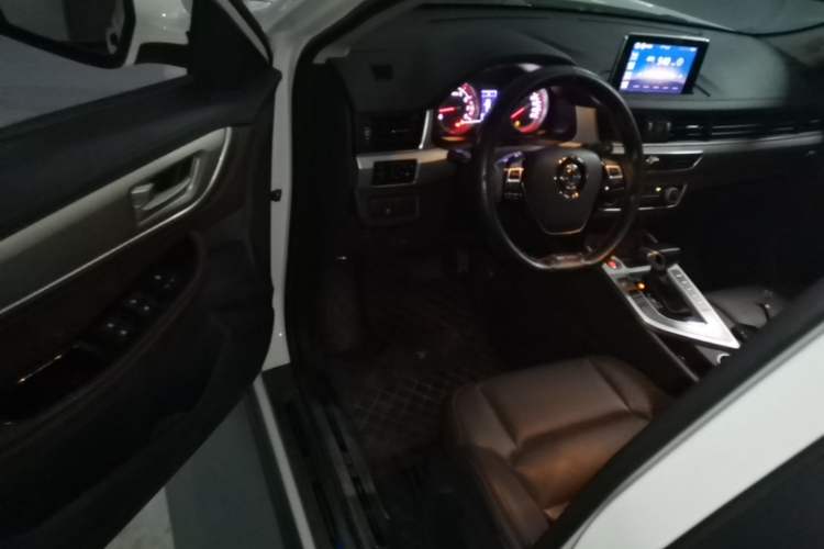 Used FORTHING Joyear X5 2017 Jingxiang Series 1.5T CVT Luxury Model Driver Seat
