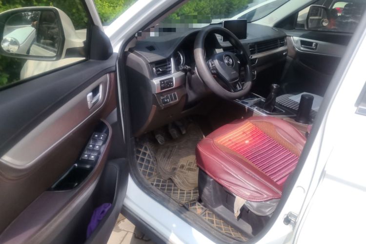 Used FORTHING Joyear X5 2017 2.0L Manual Luxury Version Driver Seat