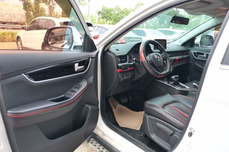 Used FORTHING Joyear X5 2017 Enjoy Series 1.6L CVT Luxury Model Driver Seat