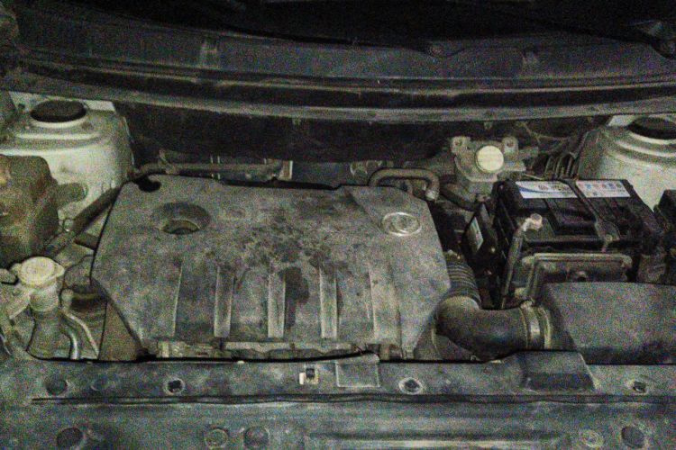 Used FORTHING Joyear X5 2017 Jingxiang Series 1.5T CVT Luxury Model Engine Bay