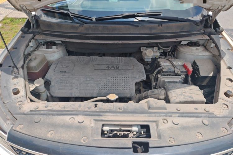 Used FORTHING Joyear X5 2017 1.6L Manual Luxury Model Engine Bay