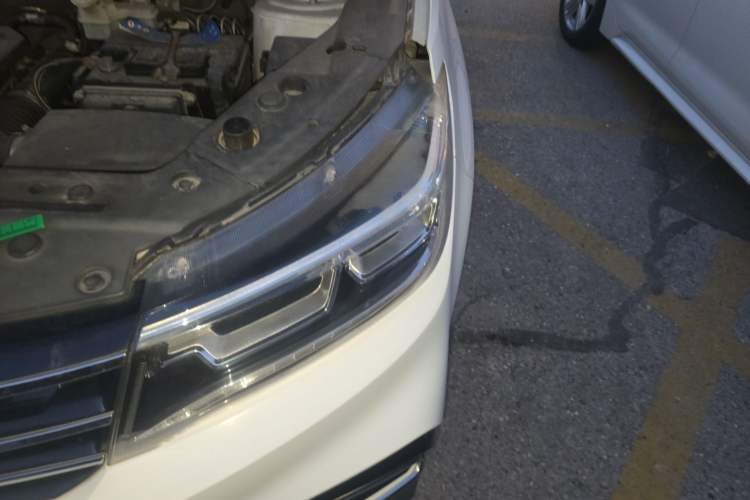 Used FORTHING Joyear X5 2017 Jingxiang Series 1.5T CVT Luxury Model Engine Bay Left