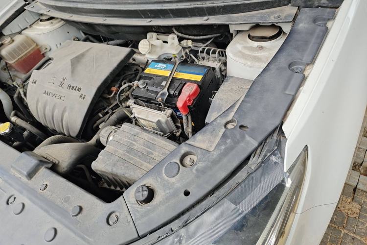 Used FORTHING Joyear X5 2017 Enjoy Series 1.6L CVT Luxury Model Engine Bay Left