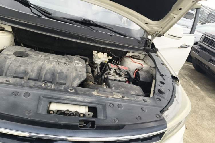 Used FORTHING Joyear X5 2017 Jingxiang Series 1.5T CVT Luxury Model Engine Bay Left