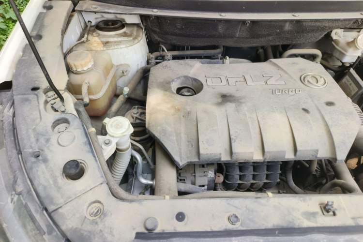 Used FORTHING Joyear X5 2017 Jingxiang Series 1.5T CVT Luxury Model Engine Bay Right