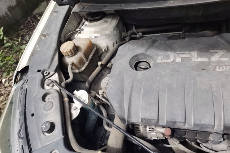Used FORTHING Joyear X5 2017 Jingxiang Series 1.5T CVT Luxury Model Engine Bay Right