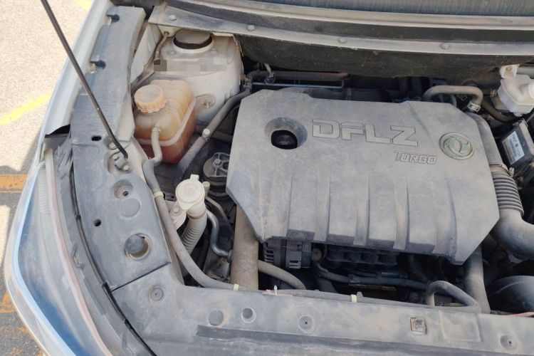 Used FORTHING Joyear X5 2017 Jingxiang Series 1.5T CVT Luxury Model Engine Bay Right