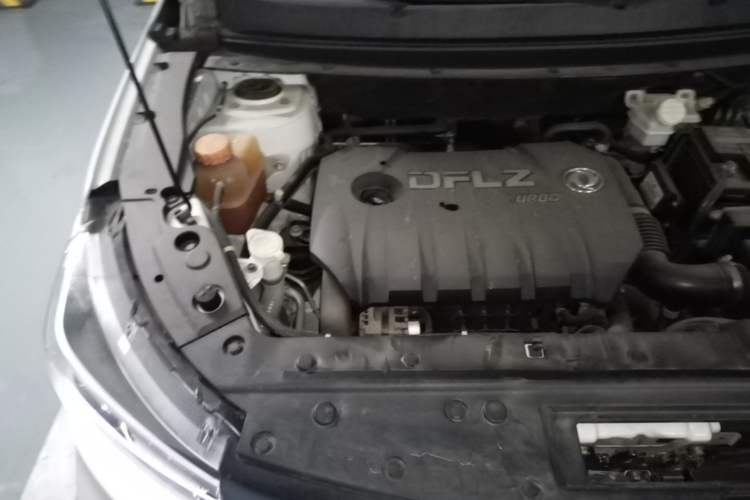 Used FORTHING Joyear X5 2017 Jingxiang Series 1.5T CVT Luxury Model Engine Bay Right