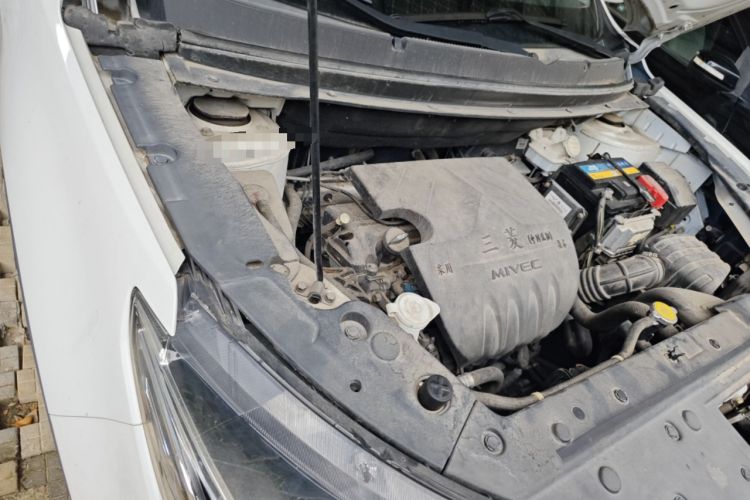 Used FORTHING Joyear X5 2017 Enjoy Series 1.6L CVT Luxury Model Engine Bay Right