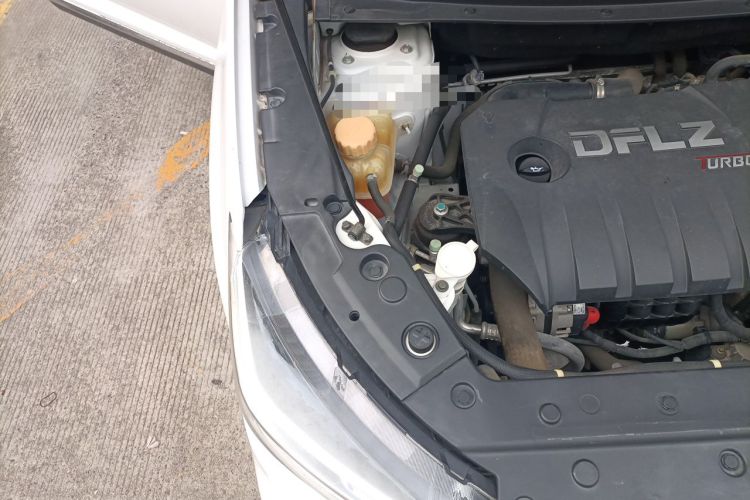 Used FORTHING Joyear X5 2017 Jingxiang Series 1.5T Manual Luxury Model Engine Bay Right