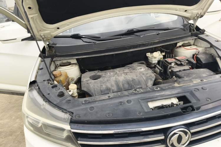 Used FORTHING Joyear X5 2017 Jingxiang Series 1.5T CVT Luxury Model Engine Bay Right