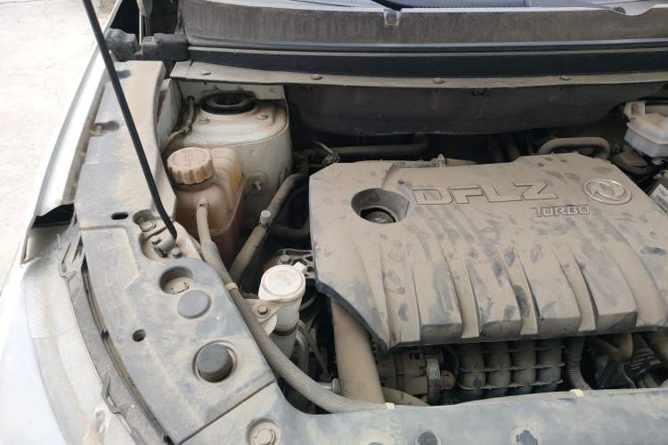 Used FORTHING Joyear X5 2017 Jingxiang Series 1.5T CVT Luxury Model Engine Bay Right
